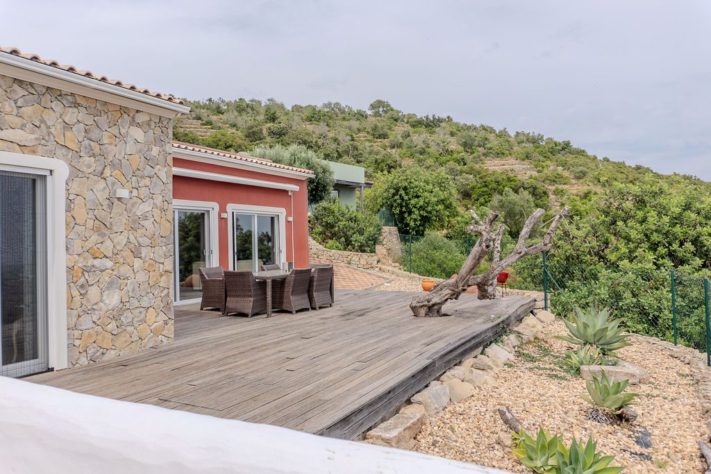 Estoi country estate — the separate guest cottage and terrace